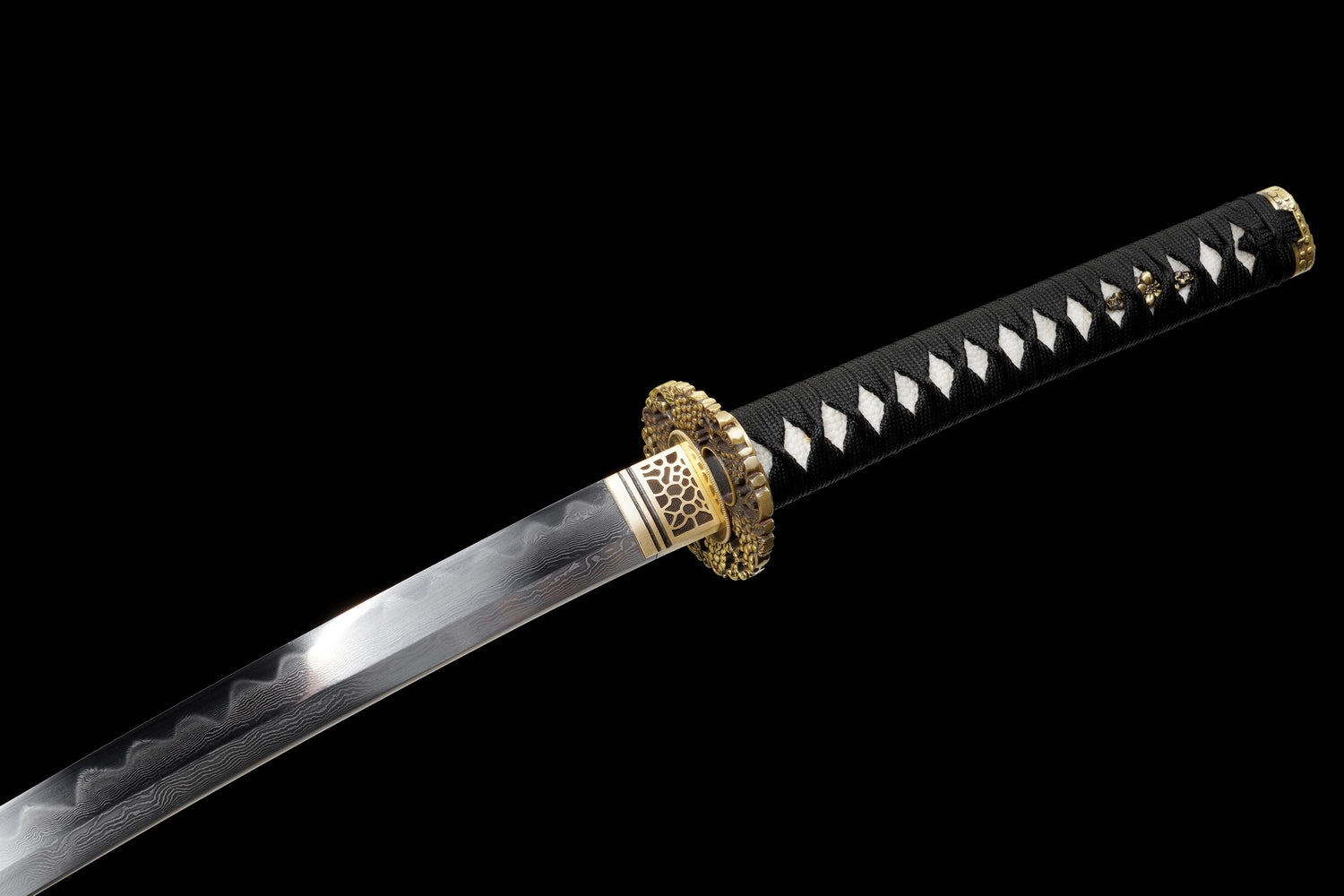 Folded Steel Katana – Clay Tempered with Black Silk Wrap